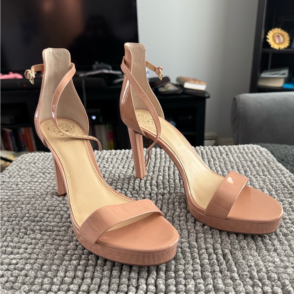 Vince Camuto Tan Block Heel Sandals